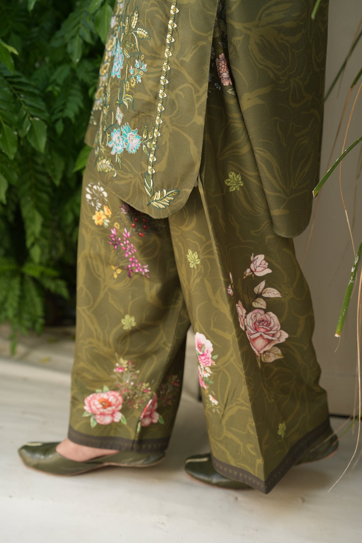 Sage Hour Embroidered Dull Raw Silk Co-ord Set – view 6