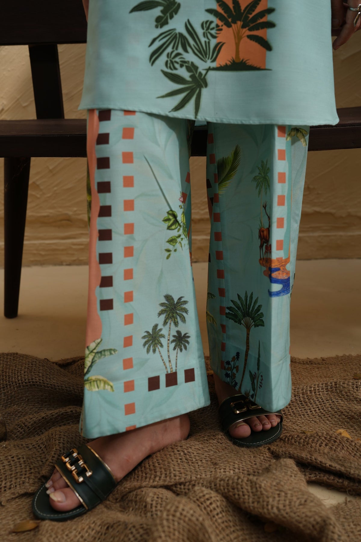 Frozen Flight Printed Dull Raw Silk Co-ord Set – view 6