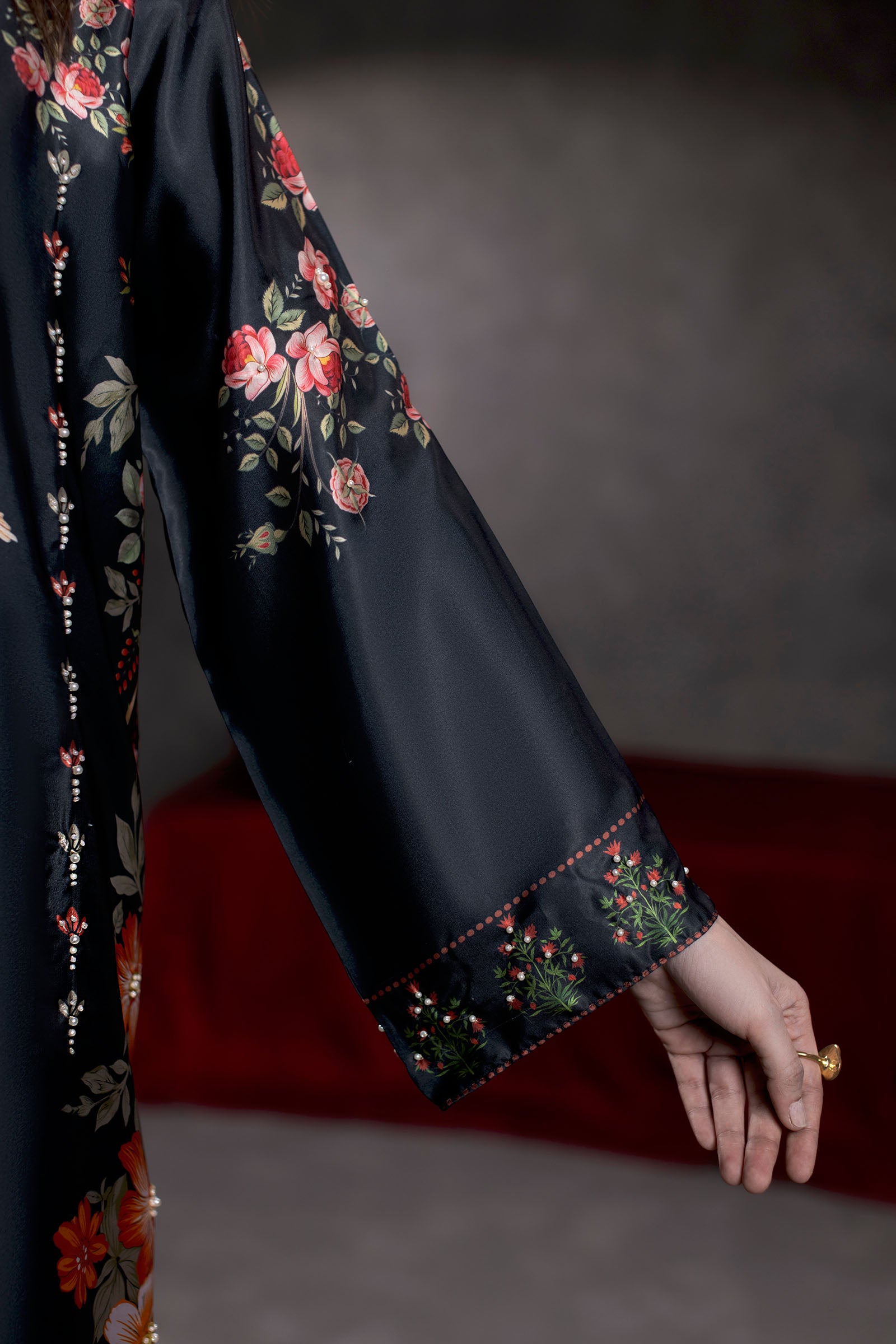 Midnight Flora Shamoze Silk Suit – view 4