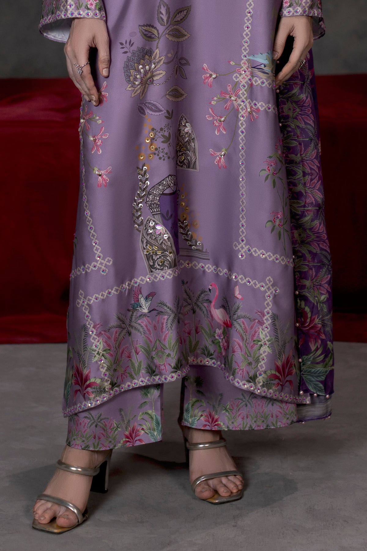 La Rosée Shamoze Silk Suit – view 3