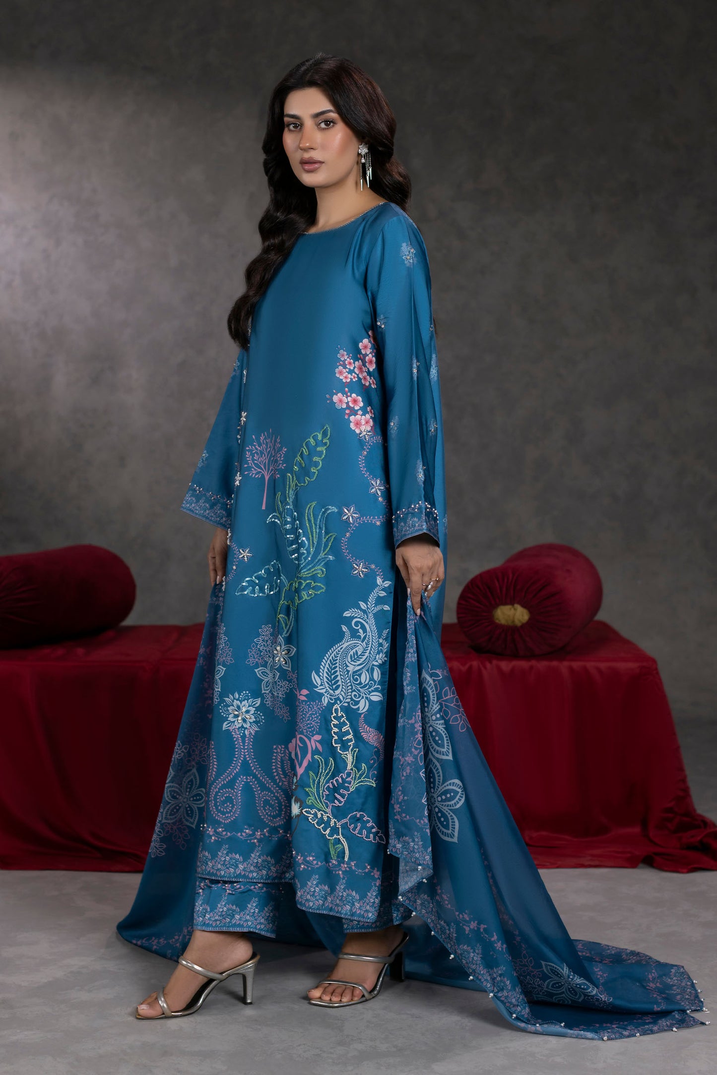 Serene Glow Shamoze Silk Suit – view 1